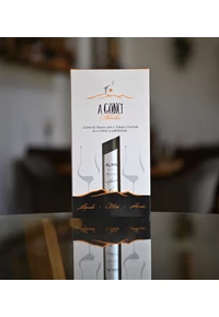 Díszdobozban az A Gönci - Alma Pálinka 40° 2 db logózott pohárral