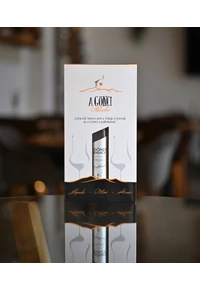Díszdobozban 500 ml A Gönci - Gönci Barack Pálinka 40° 2 db logózott pohárral
